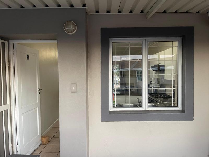 To Let 2 Bedroom Property for Rent in Kleinbron Park Western Cape